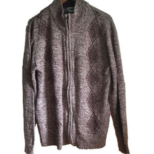 𝅺vintage style men’s zip cardigan.  Size L